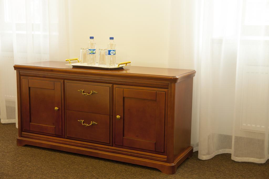 Guest House Adam Mickiewicz Lviv Room photo